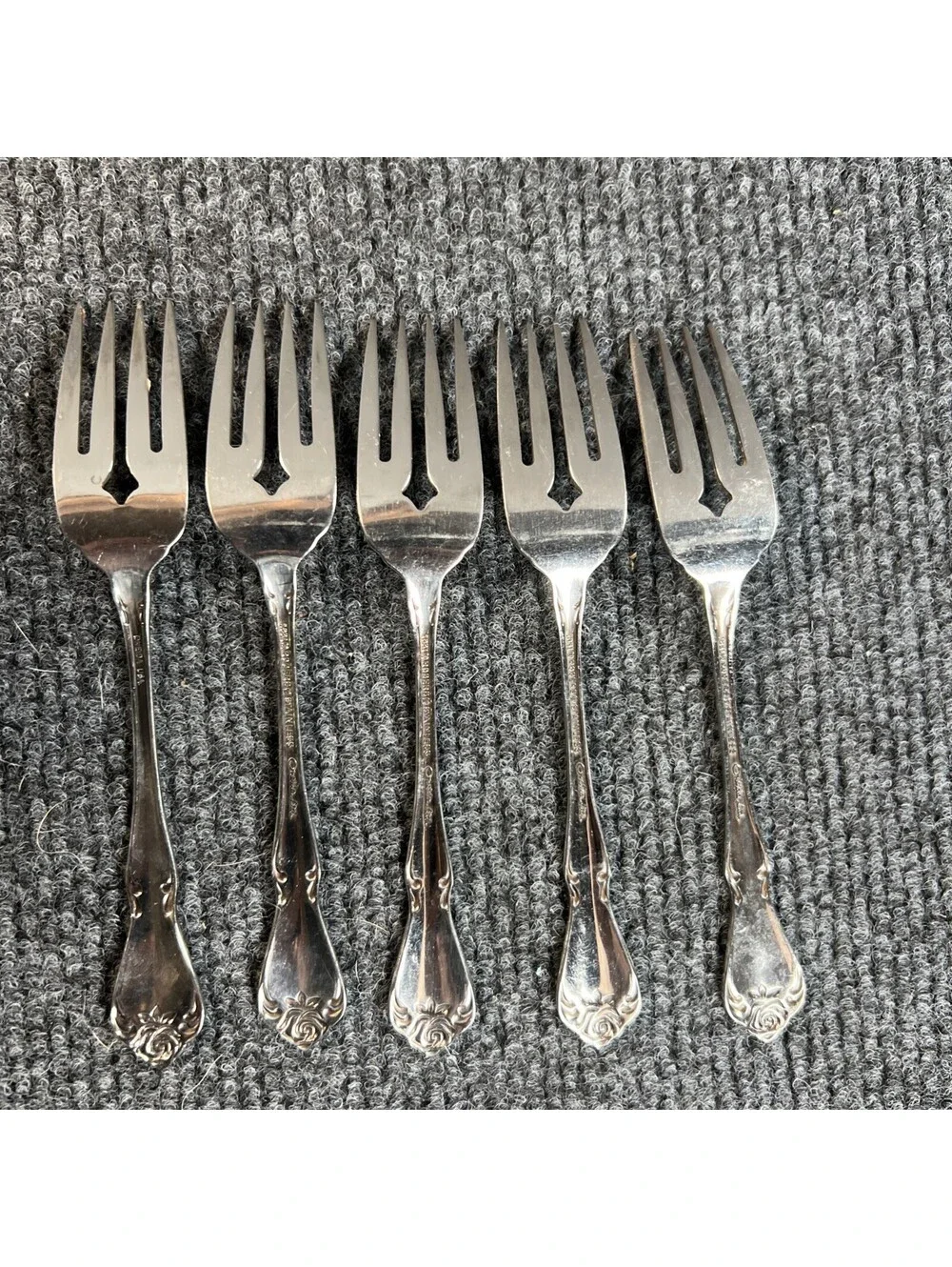 oneida stainless flatware 5 Salad Forks